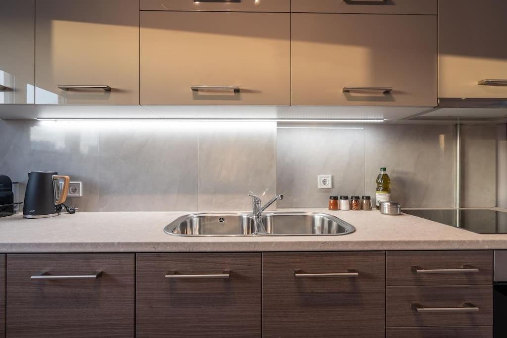 Duplex Acropolis View 2 Balconies Apartment Атина Екстериор снимка